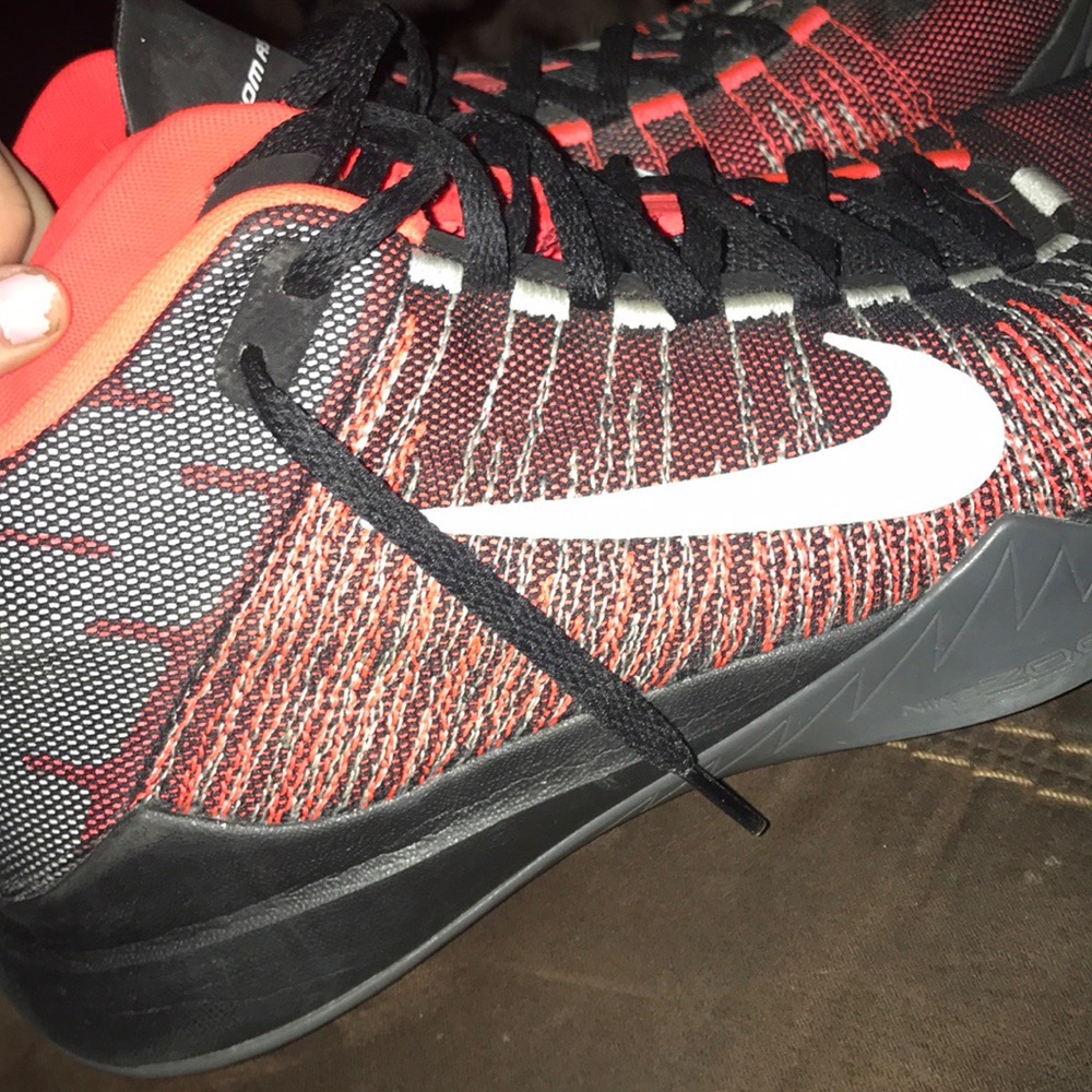 Nike Zoom Ascention basketball shoes